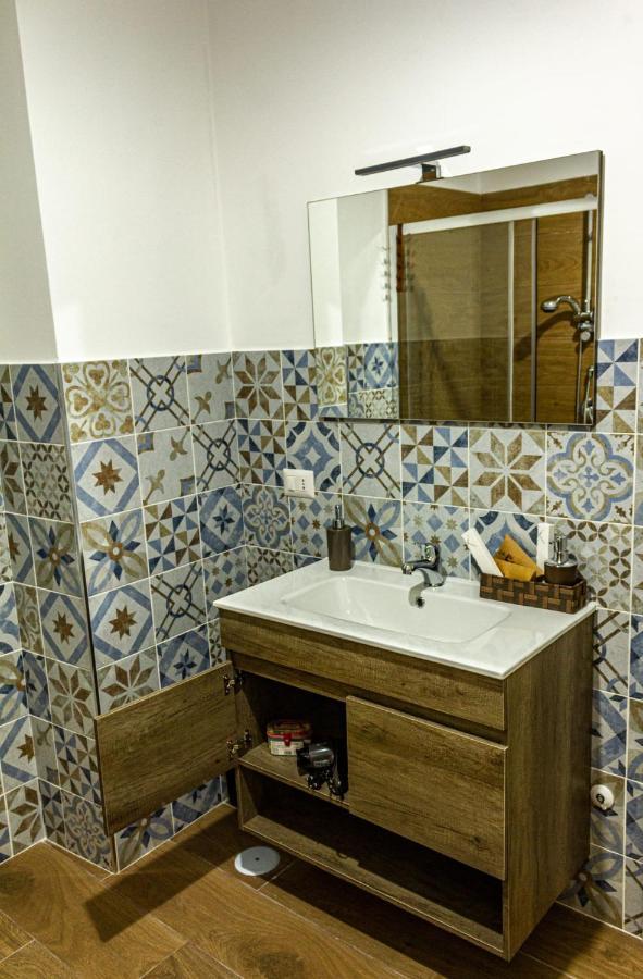 Incastro B&B In Кротоне Екстериор снимка